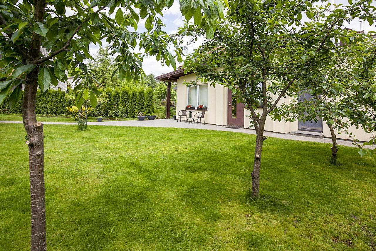 Hotel Agnes Sveciu Namai Kaunas Esterno foto