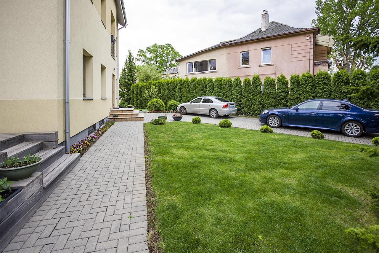 Hotel Agnes Sveciu Namai Kaunas Esterno foto